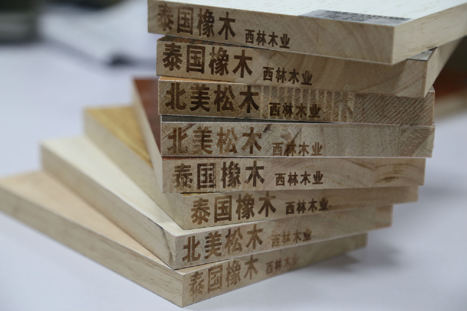 全屋定制家具，你选择的是哪种环保板材？